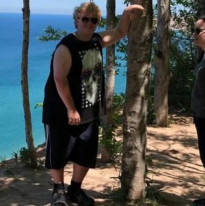 Meet your Posher, Gage